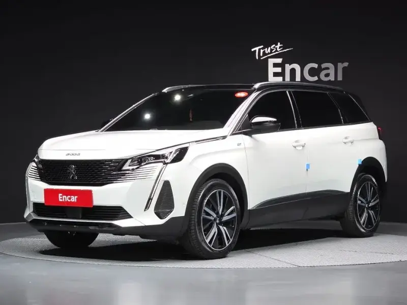 2024 Peugeot 5008 с пробегом 9 960 км