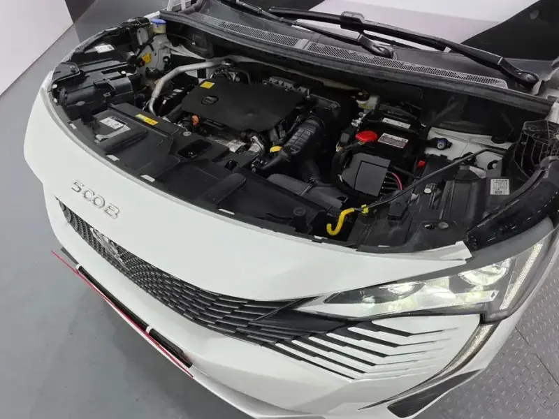 2022 Peugeot 5008 с пробегом 49 467 км