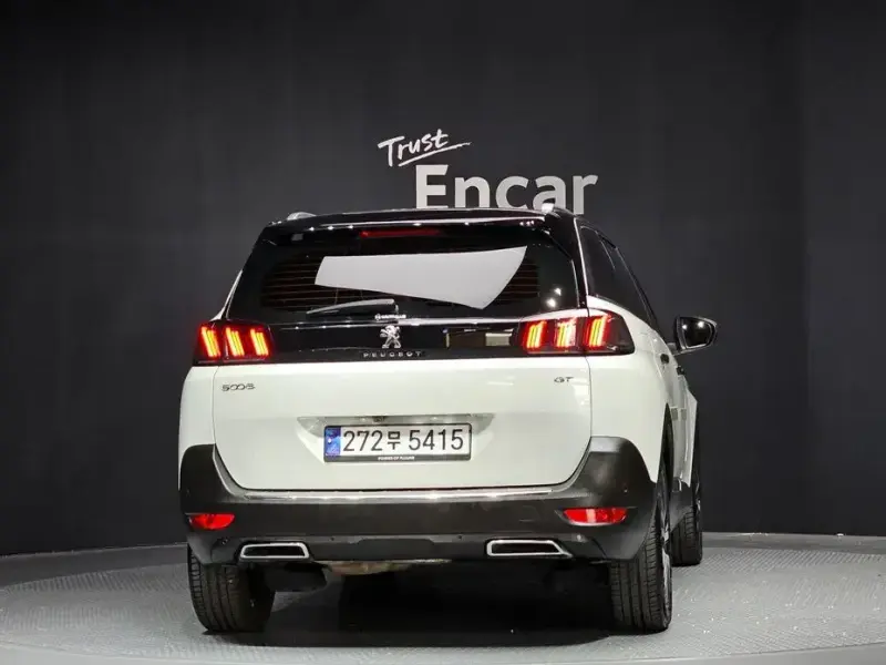 2024 Peugeot 5008 с пробегом 18 012 км