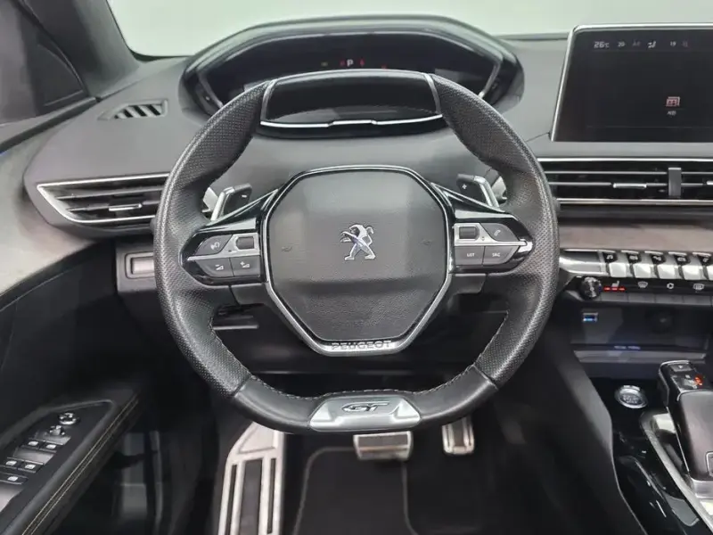 2022 Peugeot 5008 с пробегом 49 467 км