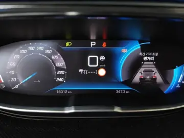 2024 Peugeot 5008 с пробегом 18 012 км