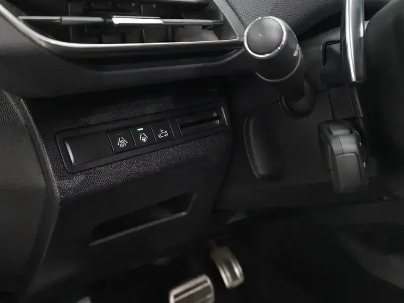 2022 Peugeot 5008 с пробегом 49 467 км