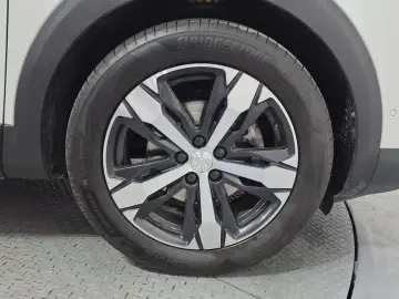 2022 Peugeot 5008 с пробегом 49 467 км