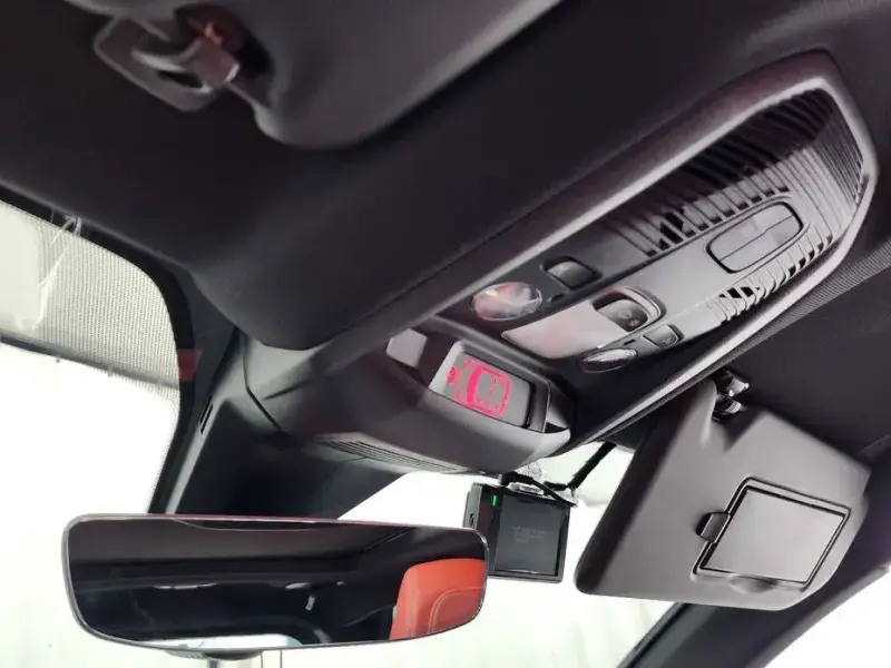 2024 Peugeot 5008 с пробегом 18 012 км