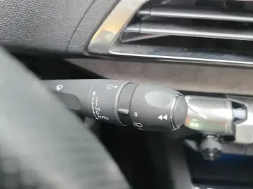 2022 Peugeot 5008 с пробегом 49 467 км
