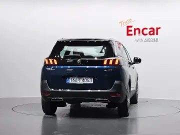 2024 Peugeot 5008 с пробегом 23 501 км
