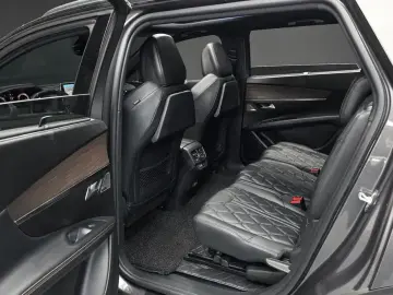 2023 Peugeot 5008 с пробегом 13 453 км