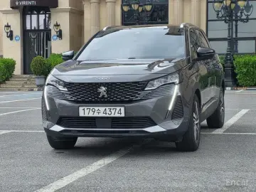2021 Peugeot 5008 с пробегом 48 594 км