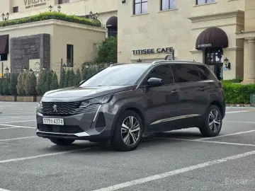 2021 Peugeot 5008 с пробегом 48 594 км