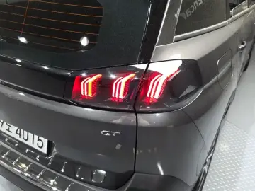 2023 Peugeot 5008 с пробегом 13 453 км