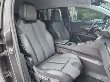 2021 Peugeot 5008 с пробегом 48 594 км