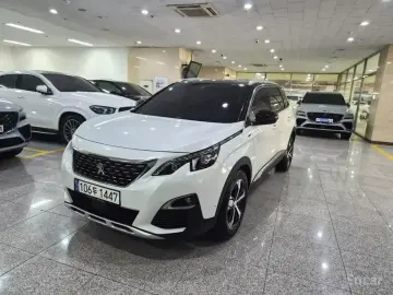 2021 Peugeot 5008 с пробегом 30 196 км