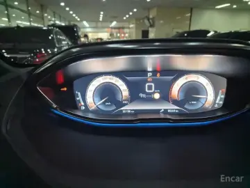 2021 Peugeot 5008 с пробегом 30 196 км