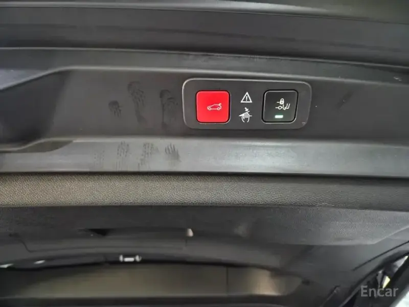 2021 Peugeot 5008 с пробегом 30 196 км