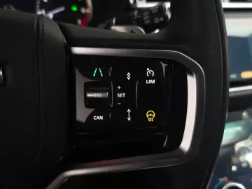 2023 Land Rover Range Rover Velar с пробегом 49 813 км