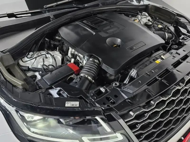 2022 Land Rover Range Rover Velar с пробегом 21 562 км