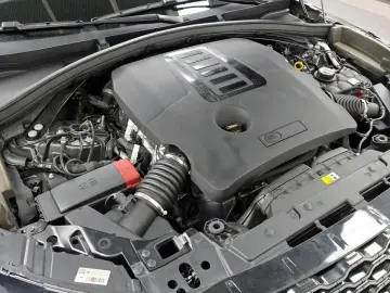 2022 Land Rover Range Rover Velar с пробегом 56 580 км