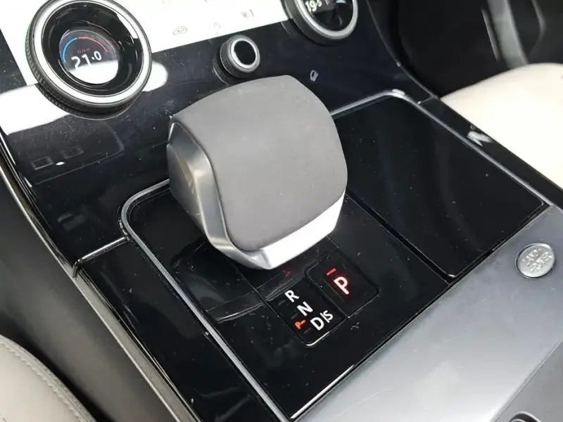 2023 Land Rover Range Rover Velar с пробегом 66 900 км