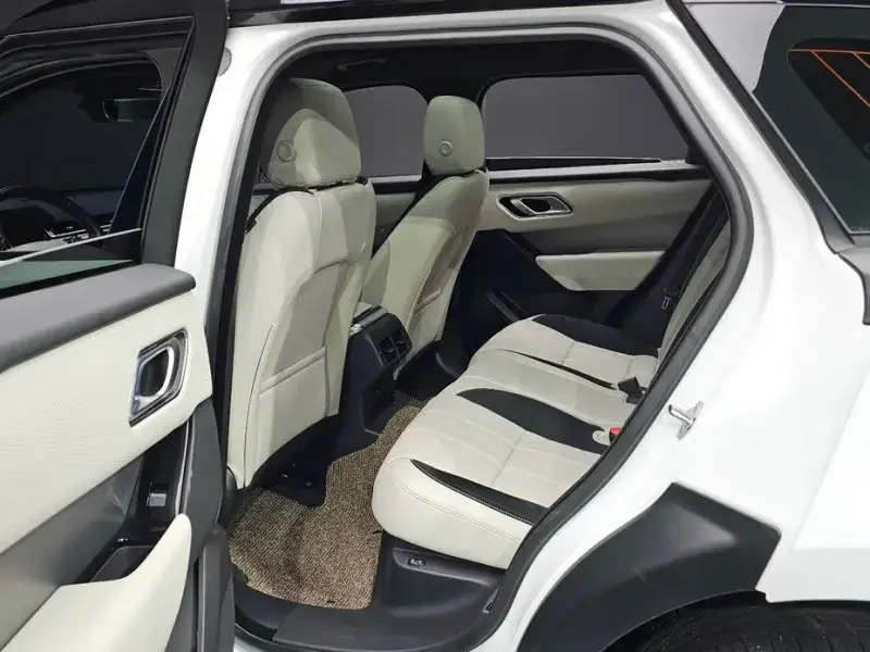 2023 Land Rover Range Rover Velar с пробегом 66 900 км