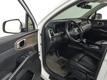 2021 Kia Sorento с пробегом 107 868 км