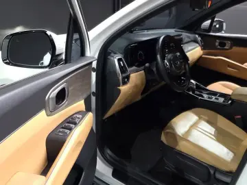 2021 Kia Sorento с пробегом 30 145 км