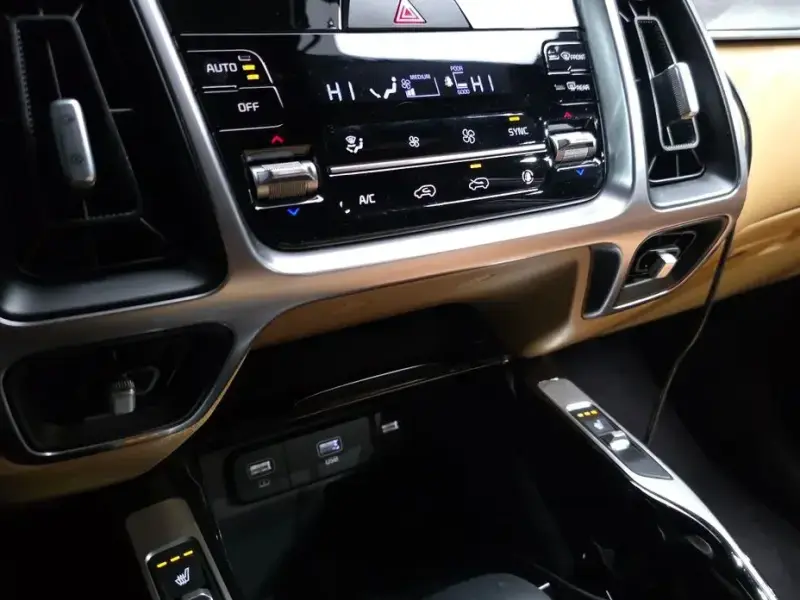 2021 Kia Sorento с пробегом 30 145 км