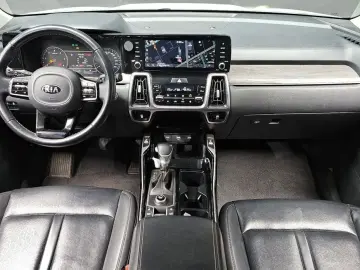 2021 Kia Sorento с пробегом 87 715 км