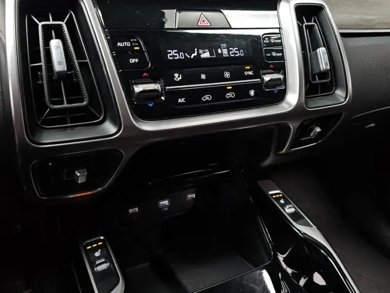 2021 Kia Sorento с пробегом 87 715 км