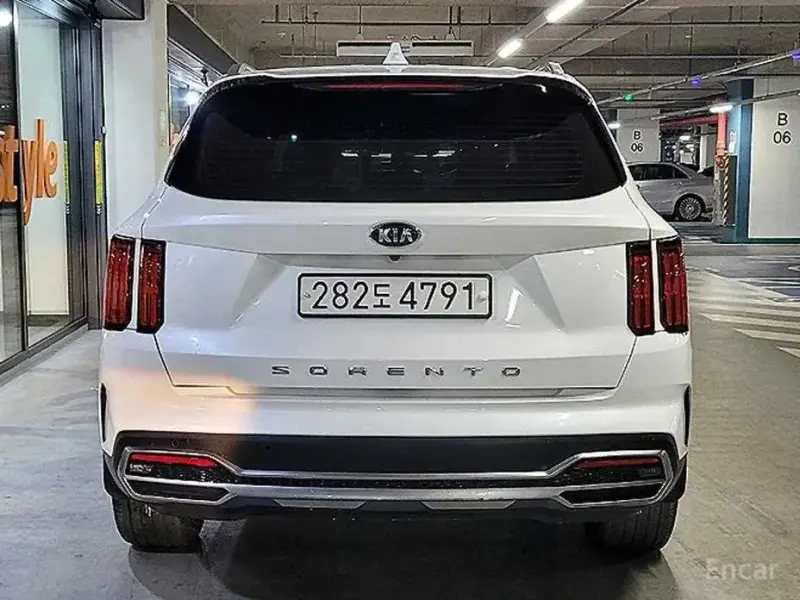 2021 Kia Sorento с пробегом 118 695 км
