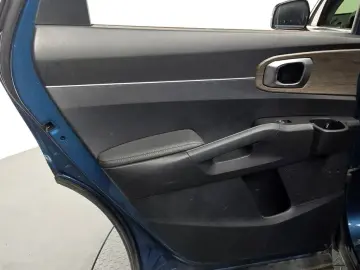 2021 Kia Sorento с пробегом 151 499 км