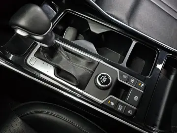 2020 Kia Sorento с пробегом 102 912 км