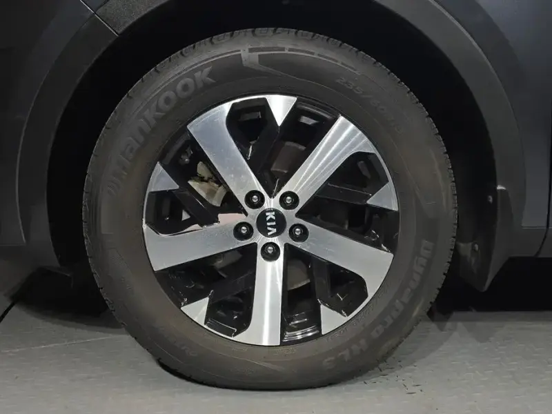 2021 Kia Sorento с пробегом 75 817 км