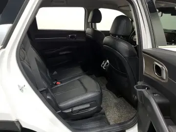 2022 Kia Sorento с пробегом 119 303 км