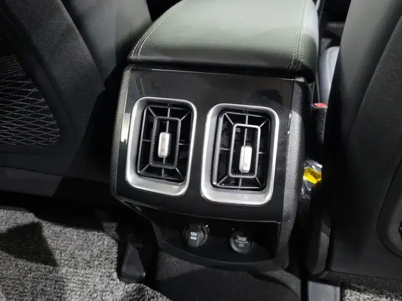 2022 Kia Sorento с пробегом 119 303 км