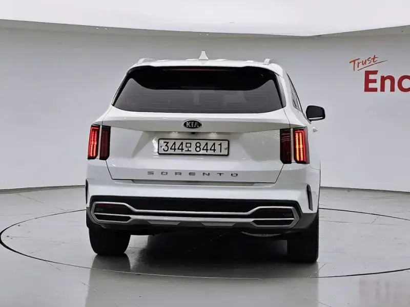 2021 Kia Sorento с пробегом 136 308 км