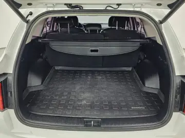 2021 Kia Sorento с пробегом 136 308 км
