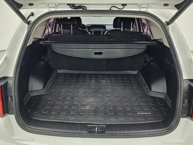2021 Kia Sorento с пробегом 136 308 км