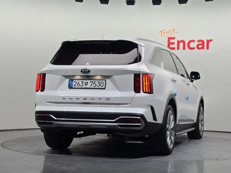 2020 Kia Sorento с пробегом 65 894 км
