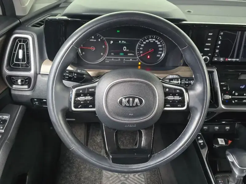 2020 Kia Sorento с пробегом 65 894 км