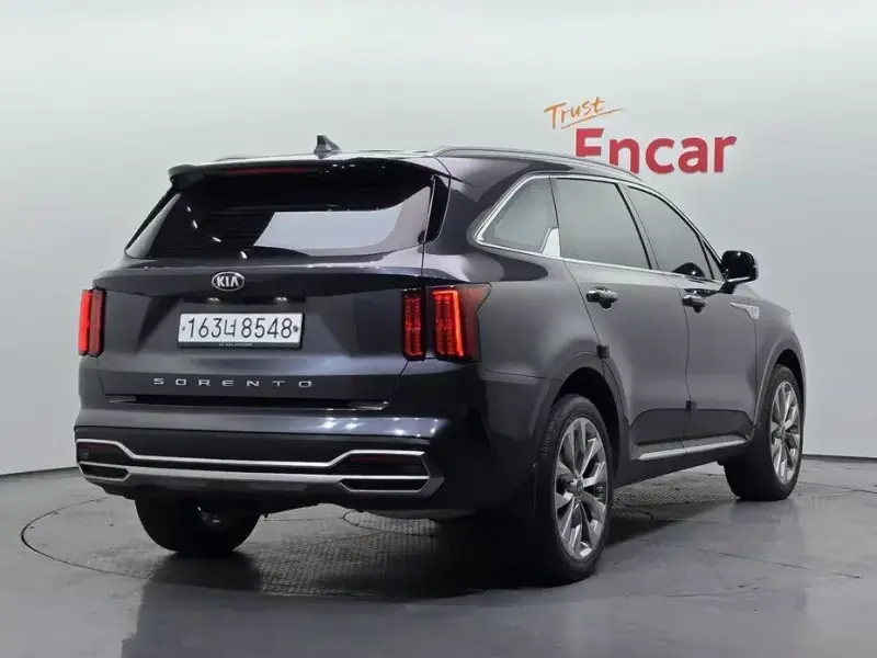 2020 Kia Sorento с пробегом 83 540 км