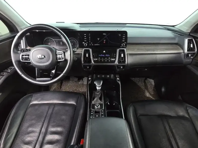 2020 Kia Sorento с пробегом 83 540 км