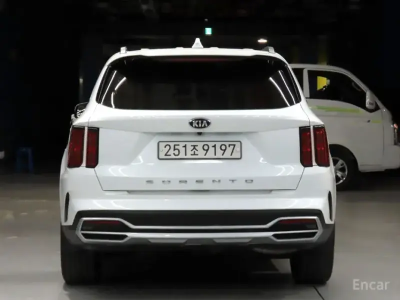 2021 Kia Sorento с пробегом 57 561 км