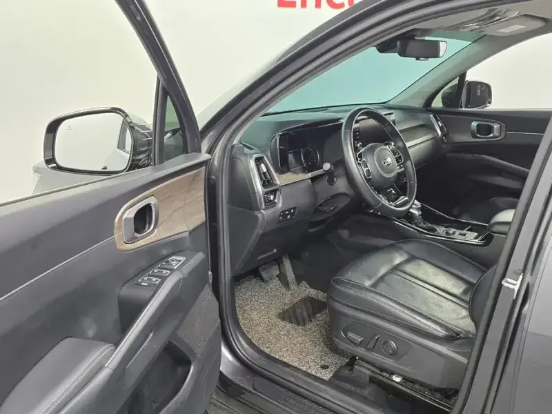 2020 Kia Sorento с пробегом 83 540 км