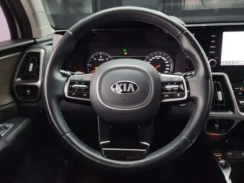 2020 Kia Sorento с пробегом 73 476 км