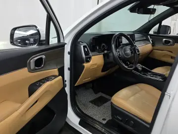 2022 Kia Sorento с пробегом 110 803 км