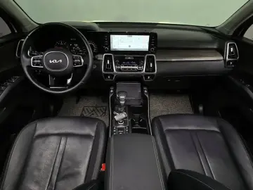 2022 Kia Sorento с пробегом 83 469 км
