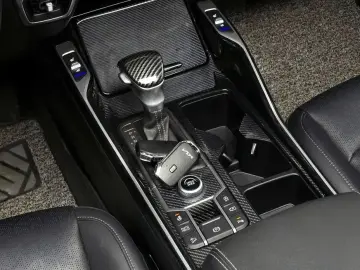 2022 Kia Sorento с пробегом 83 469 км