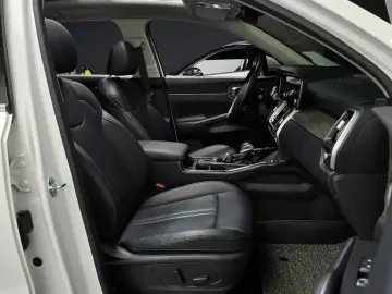 2022 Kia Sorento с пробегом 83 469 км