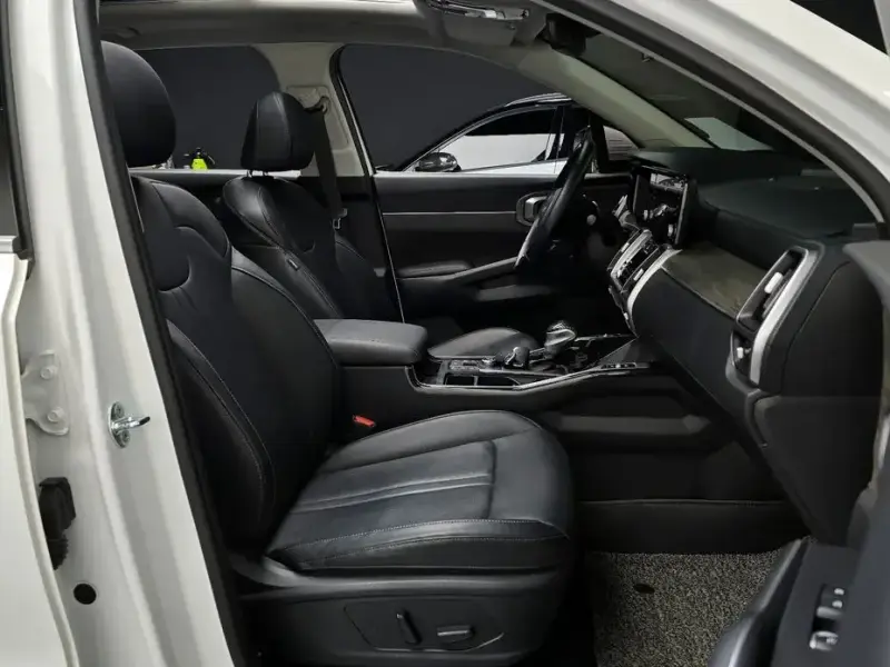 2022 Kia Sorento с пробегом 83 469 км