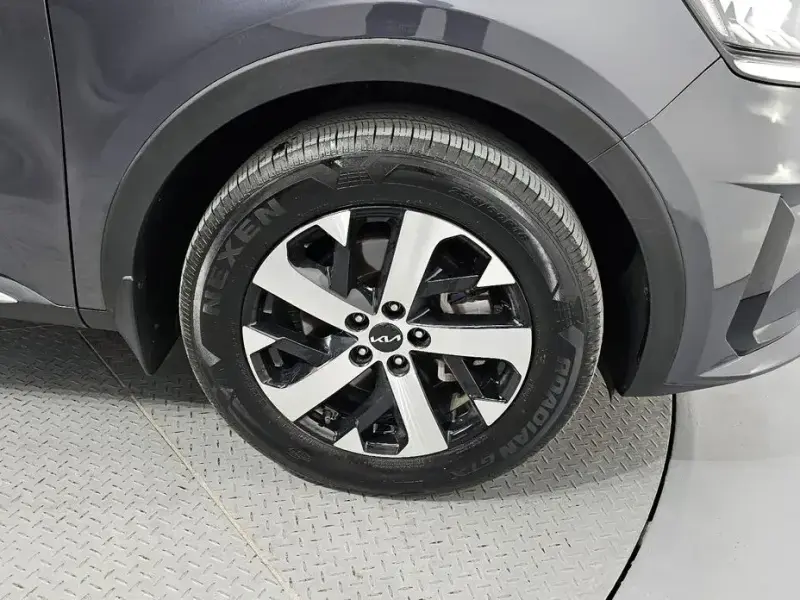 2022 Kia Sorento с пробегом 143 602 км